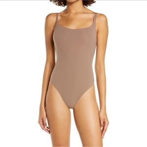 SKIMS Fits Everybody Square neck thong bodysuit Tan Taupe Neutral size Small S